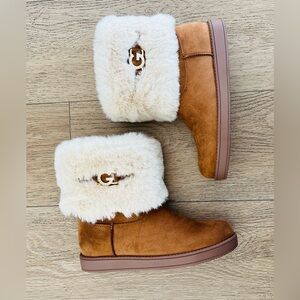 GUESS Chestnut Suede-Look Winter Boots with Cream Faux-Fur Cuff
